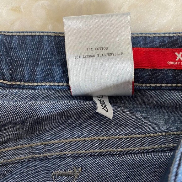 X2 Quality Denim Woman's Dark Wash Boot Cut Stretch Jeans Sz 6 - Picture 9 of 9